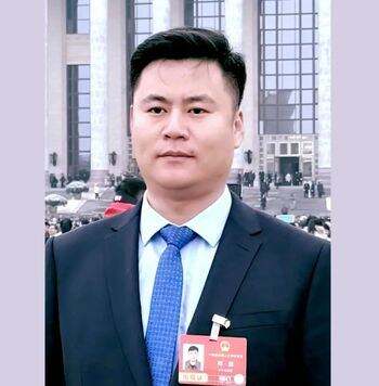 2032019208501383168.jpg 郑国.jpg