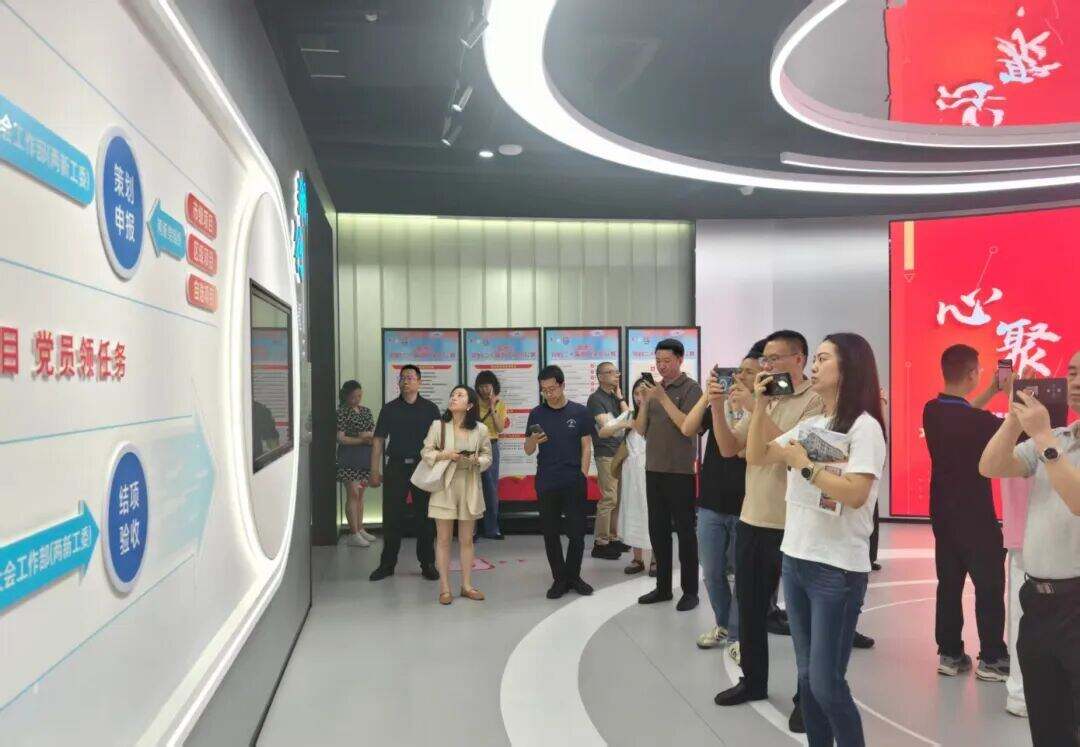 2059909072450170880.jpg 图片