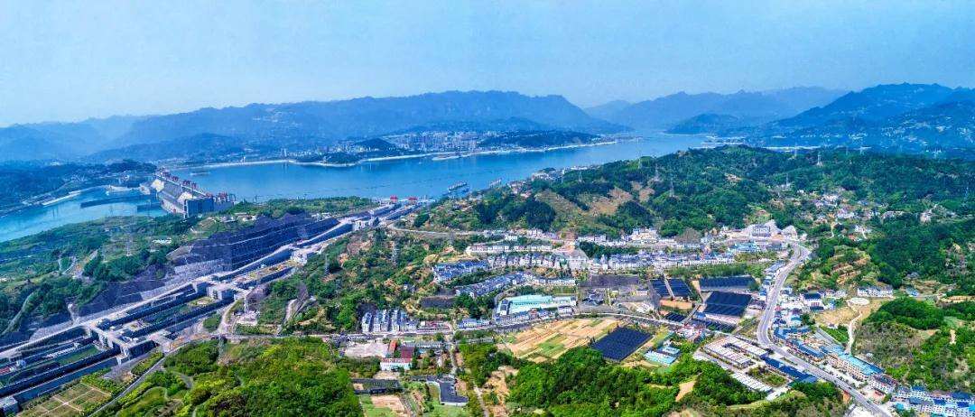 2048648672916217856.webp 图片