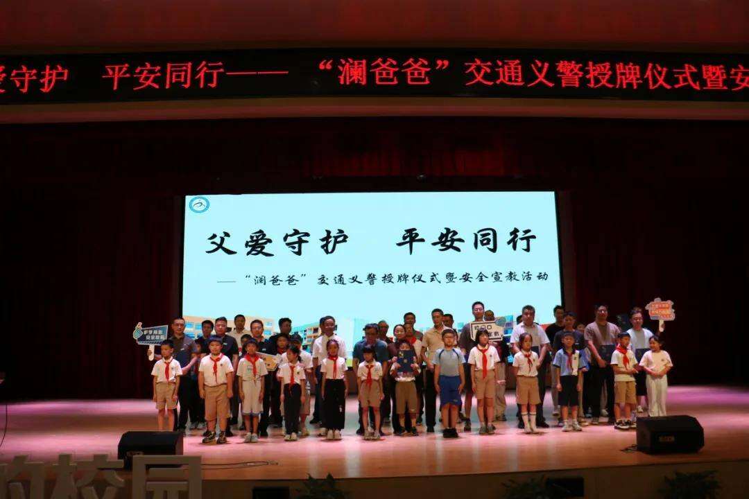 1968148932387094528.webp 图片