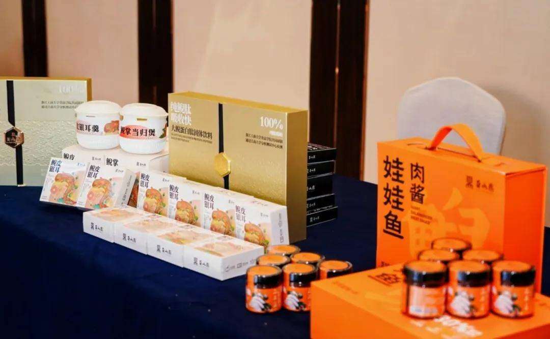 2008785186111488000.webp 图片