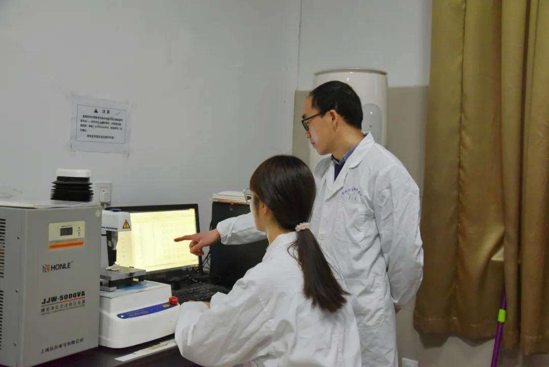 2008785186463809536.webp 图片