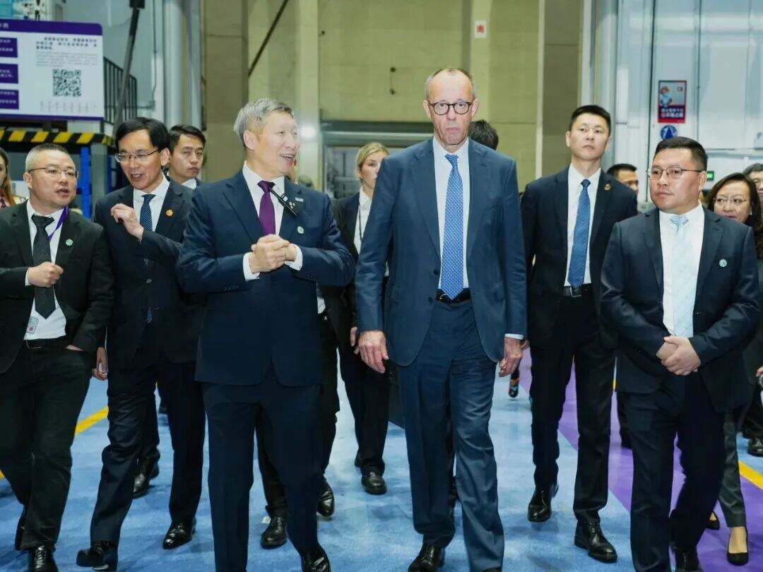 2027253955095875584.jpg 图片