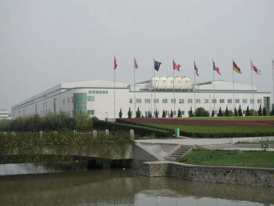 2027253955200733184.jpg 图片