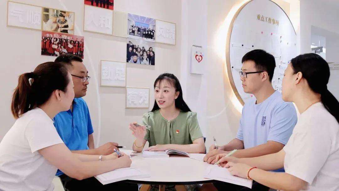 2048655662740611072.webp 图片